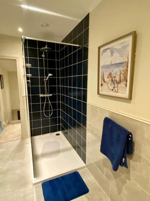Modern Family Home Castleisland Esterno foto