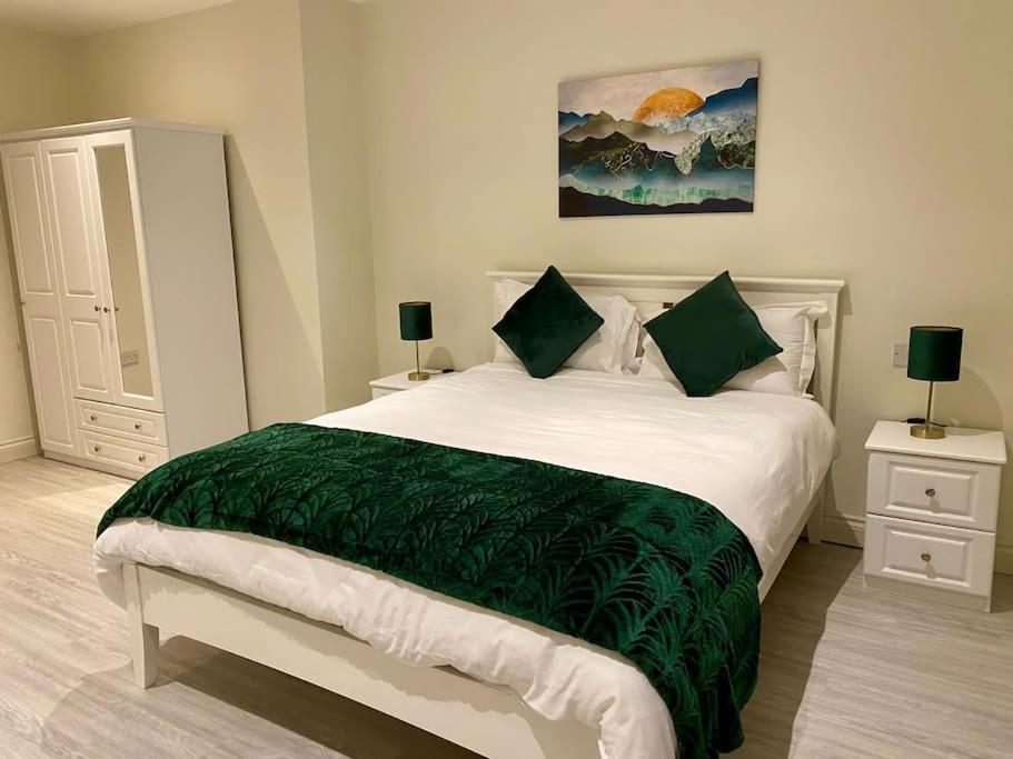 Modern Family Home Castleisland Esterno foto