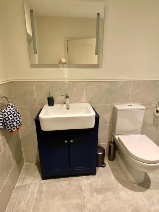 Modern Family Home Castleisland Esterno foto