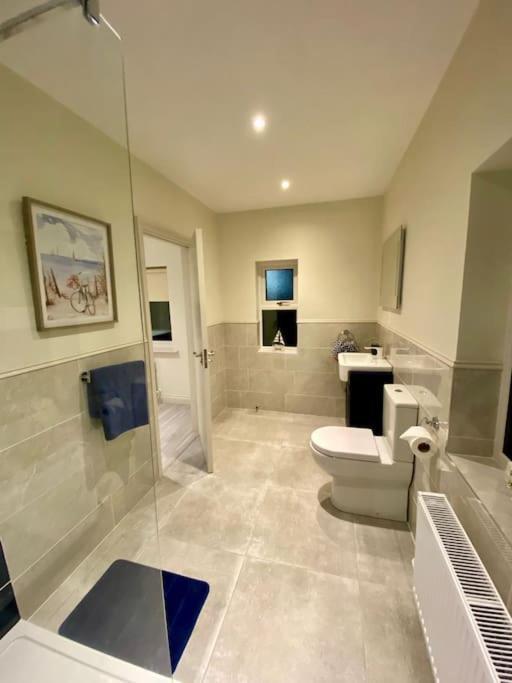 Modern Family Home Castleisland Esterno foto
