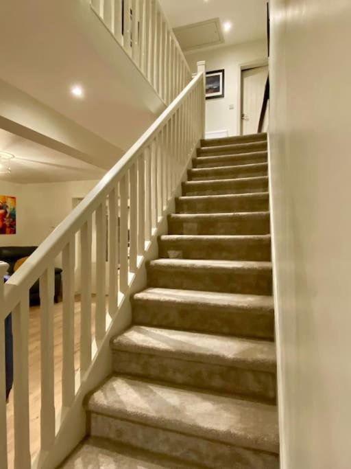 Modern Family Home Castleisland Esterno foto