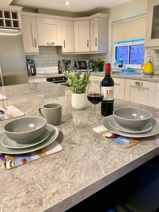 Modern Family Home Castleisland Esterno foto